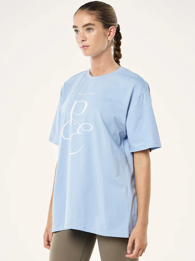 P.E NATION // South Bank 2 Tee DUSTY BLUE