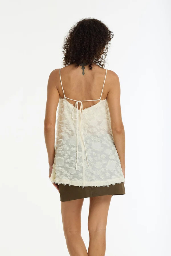 Stay Close Cami IVORY