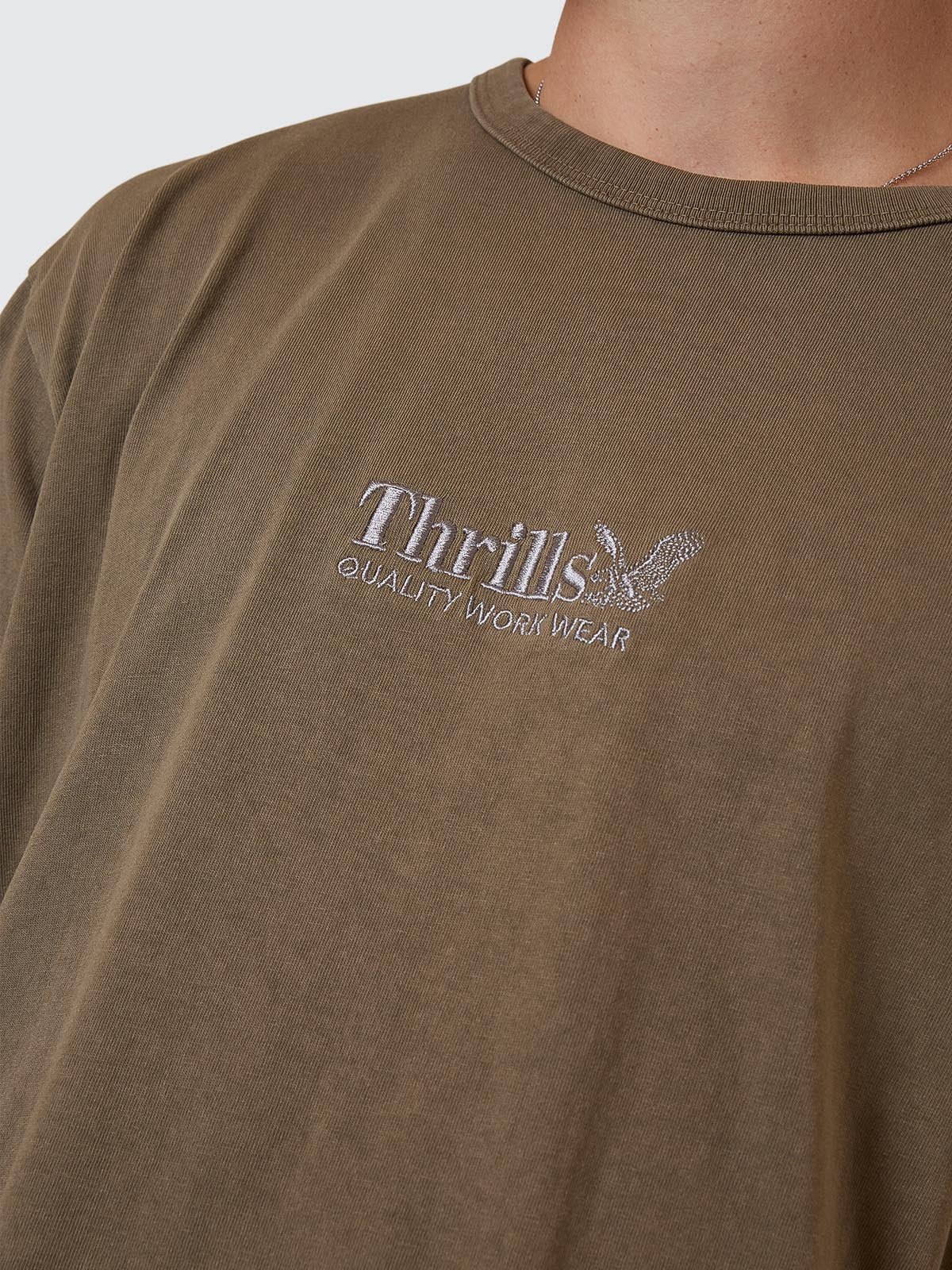 THRILLS // Workwear Embro Merch Fit Tee DESERT