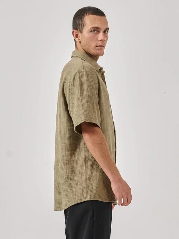 THRILLS // Minimal Seersucker Short Sleeve Shirt ALOE