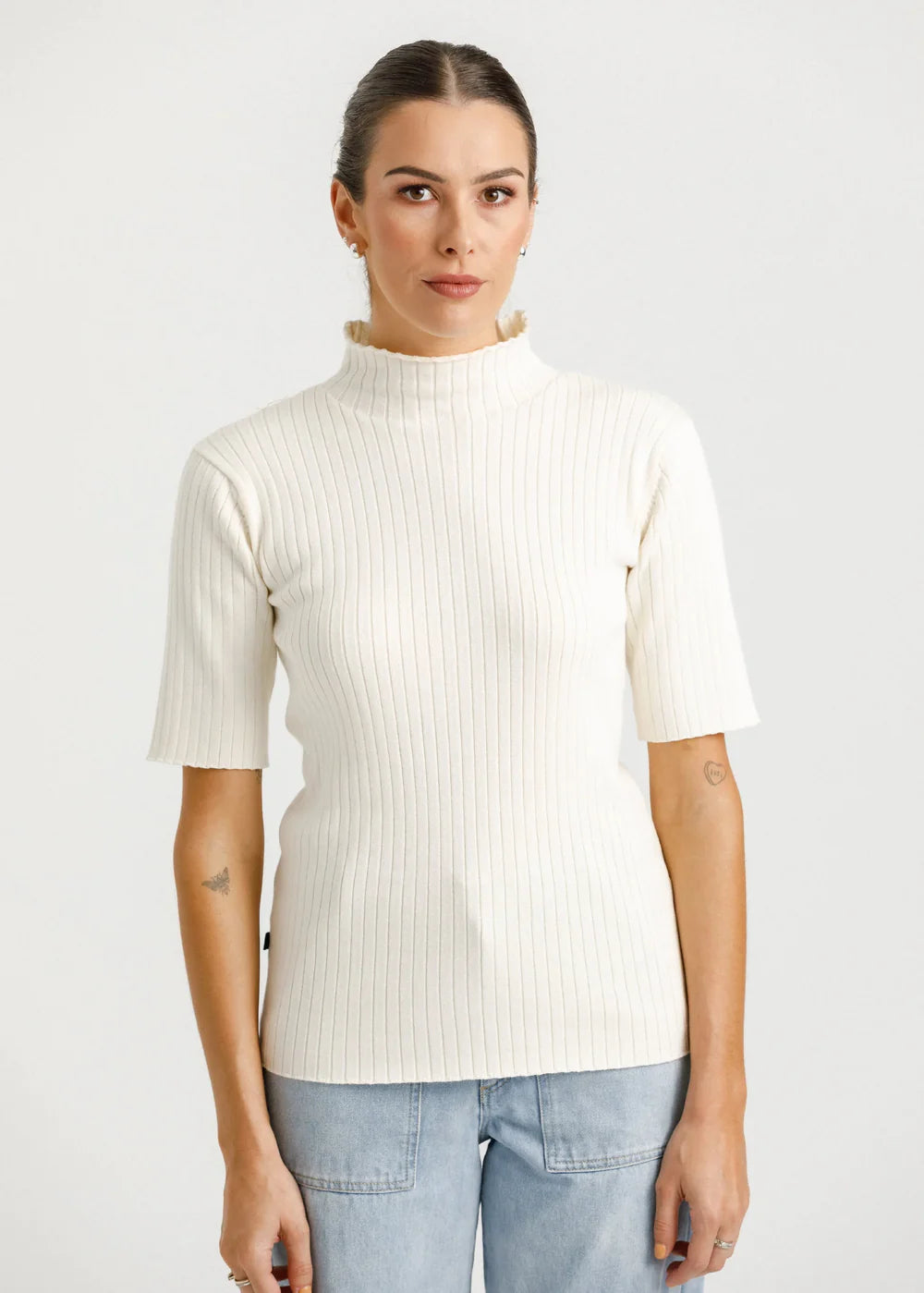 THING THING // Short Sleeve Turtle Neck UNBLEACHED