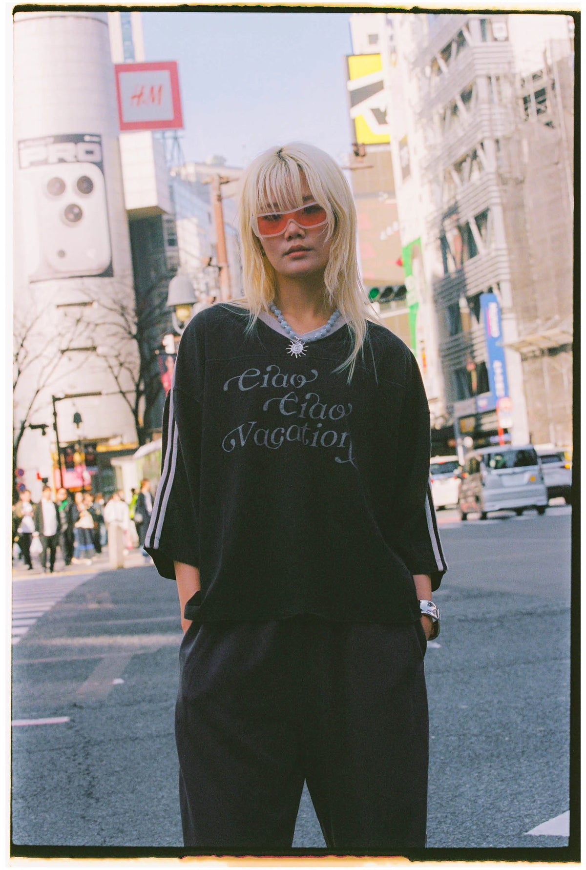 Vacay Crop Tee BLACK