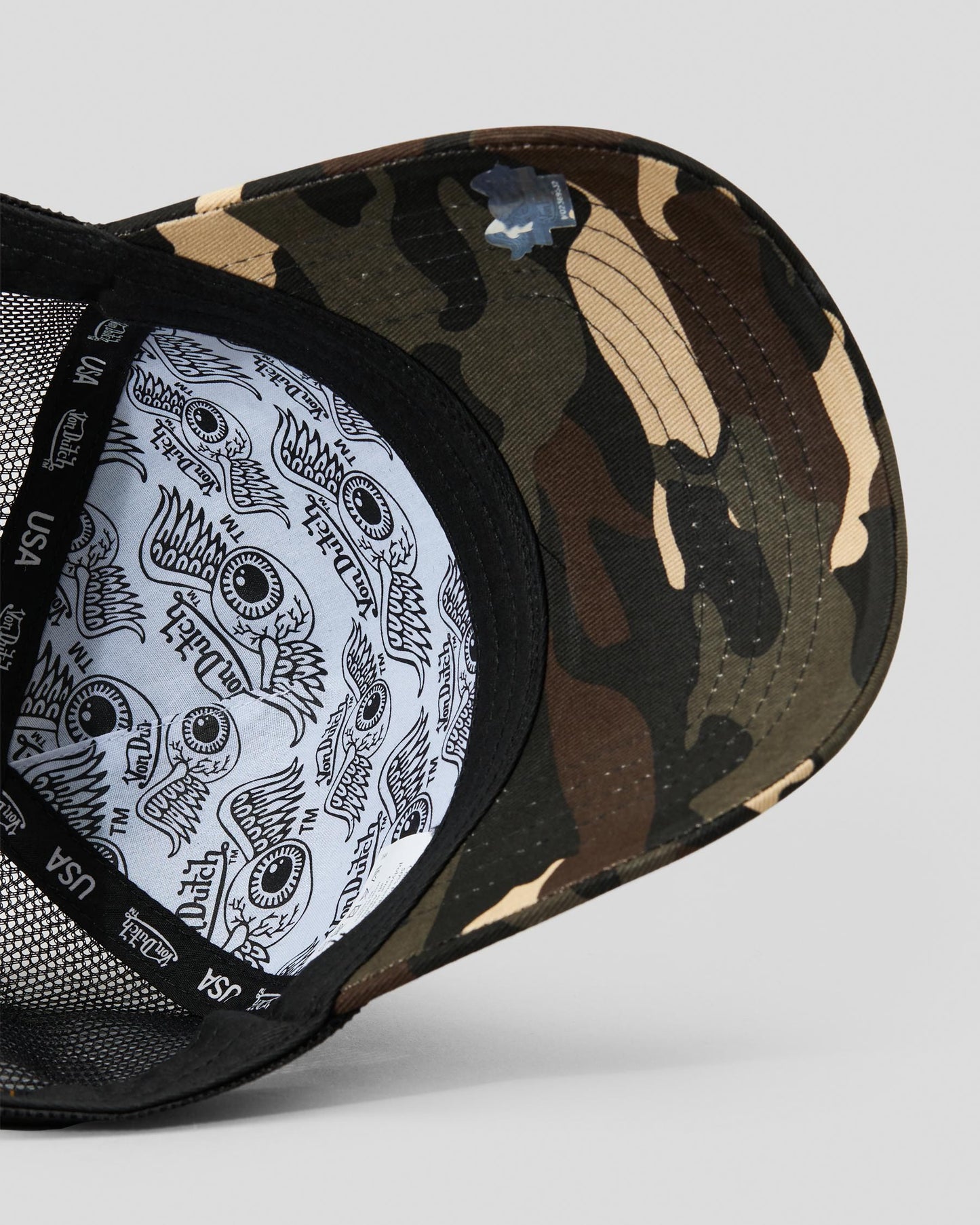 VON DUTCH // Unisex Trucker Hat BROWN CAMO