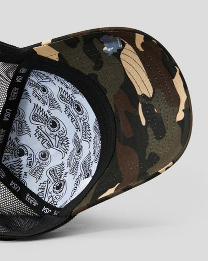 VON DUTCH // Unisex Trucker Hat BROWN CAMO