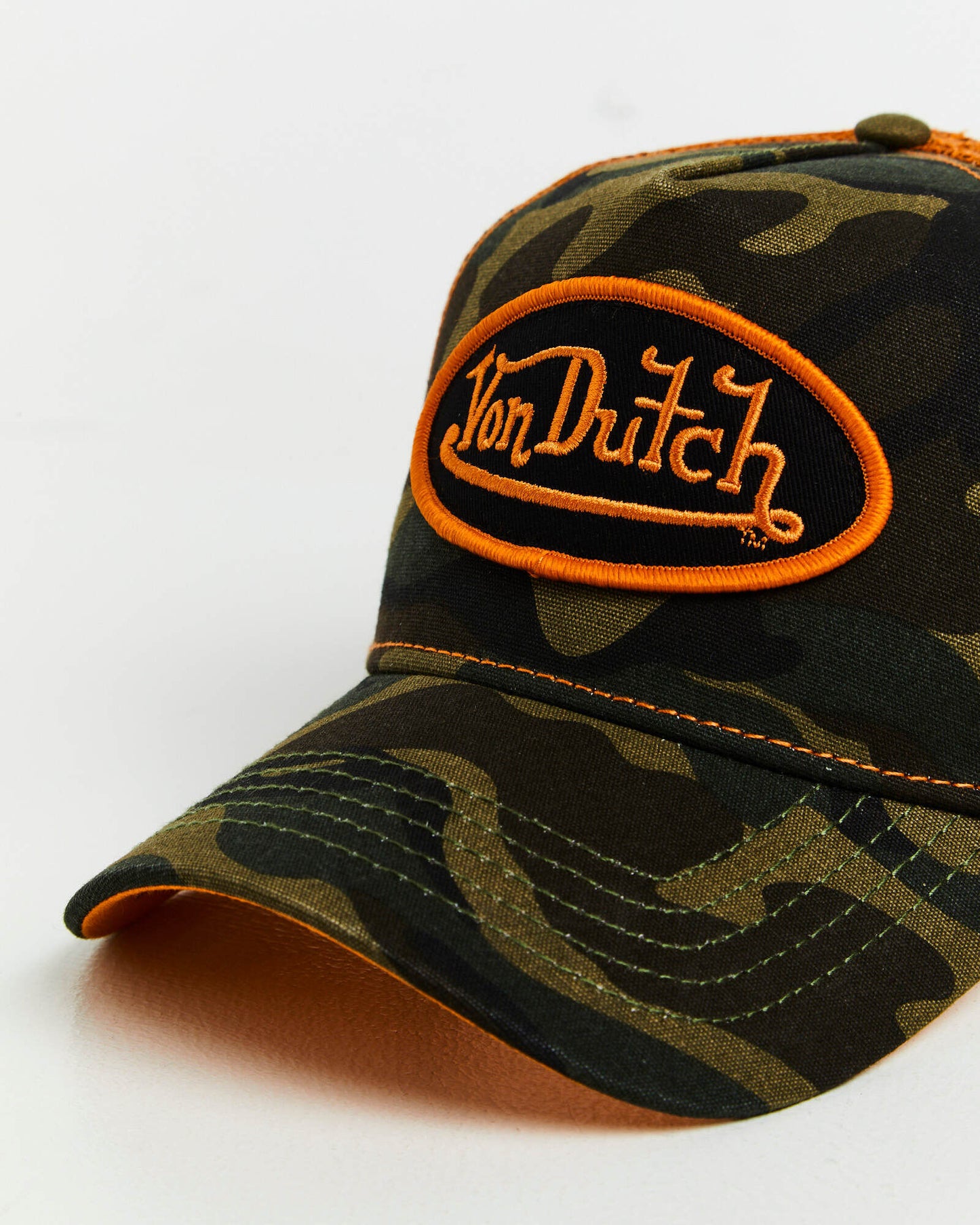 VON DUTCH // Camo Trucker 270 CAMO ORANGE