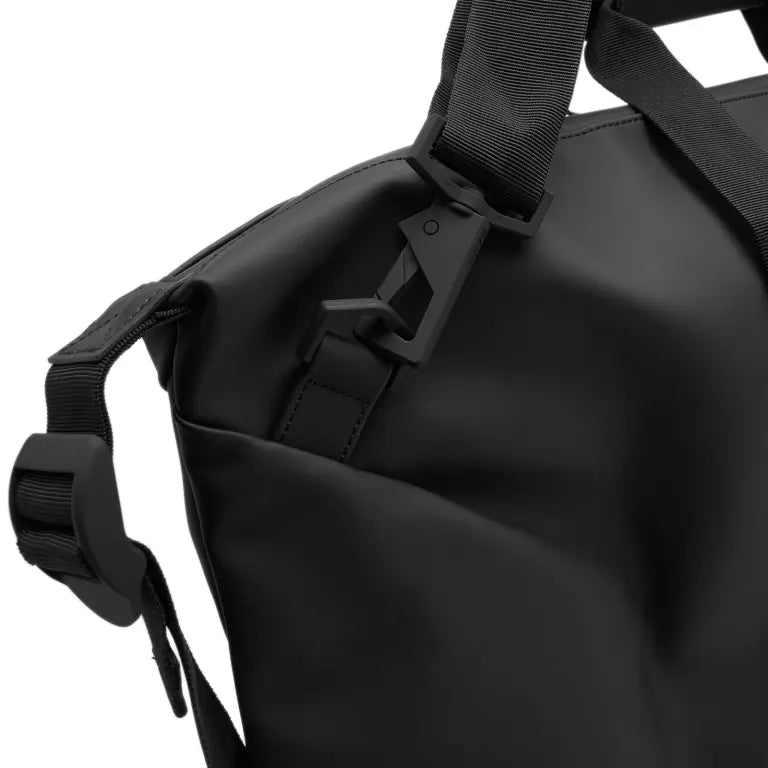 RAINS // Hilo Weekend Bag SMALL BLACK
