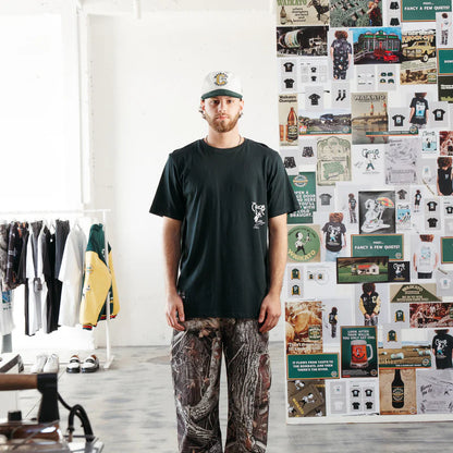 CRATE // Willie The Waiter Beer Hug Tee PINE