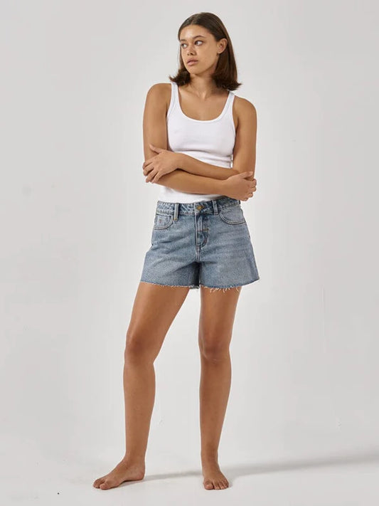 THRILLS // Erica Mid Rise Short WEATHERED BLUE