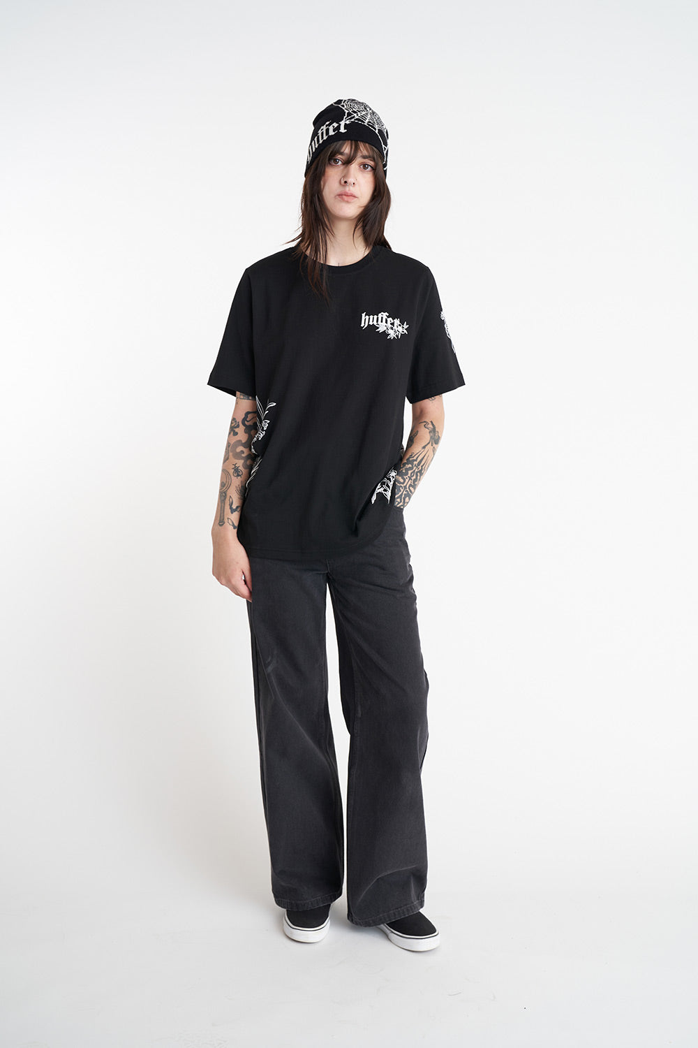 HUFFER // Relax Tee SACRAMENT BLACK