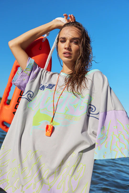 ONLY LOVERS LEFT // Wave Racer Tee SILVER