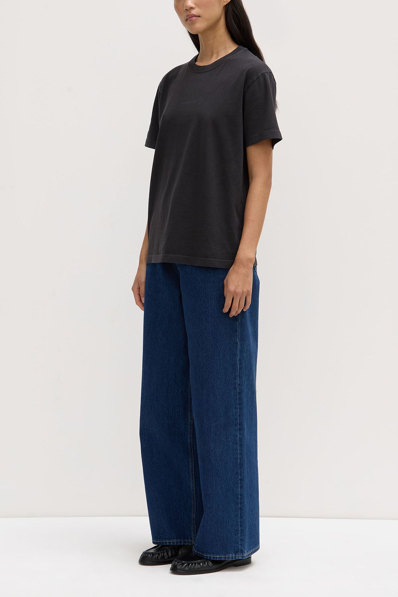 ASSEMBLY LABEL // Veiled Logo Tee WASHED BLACK
