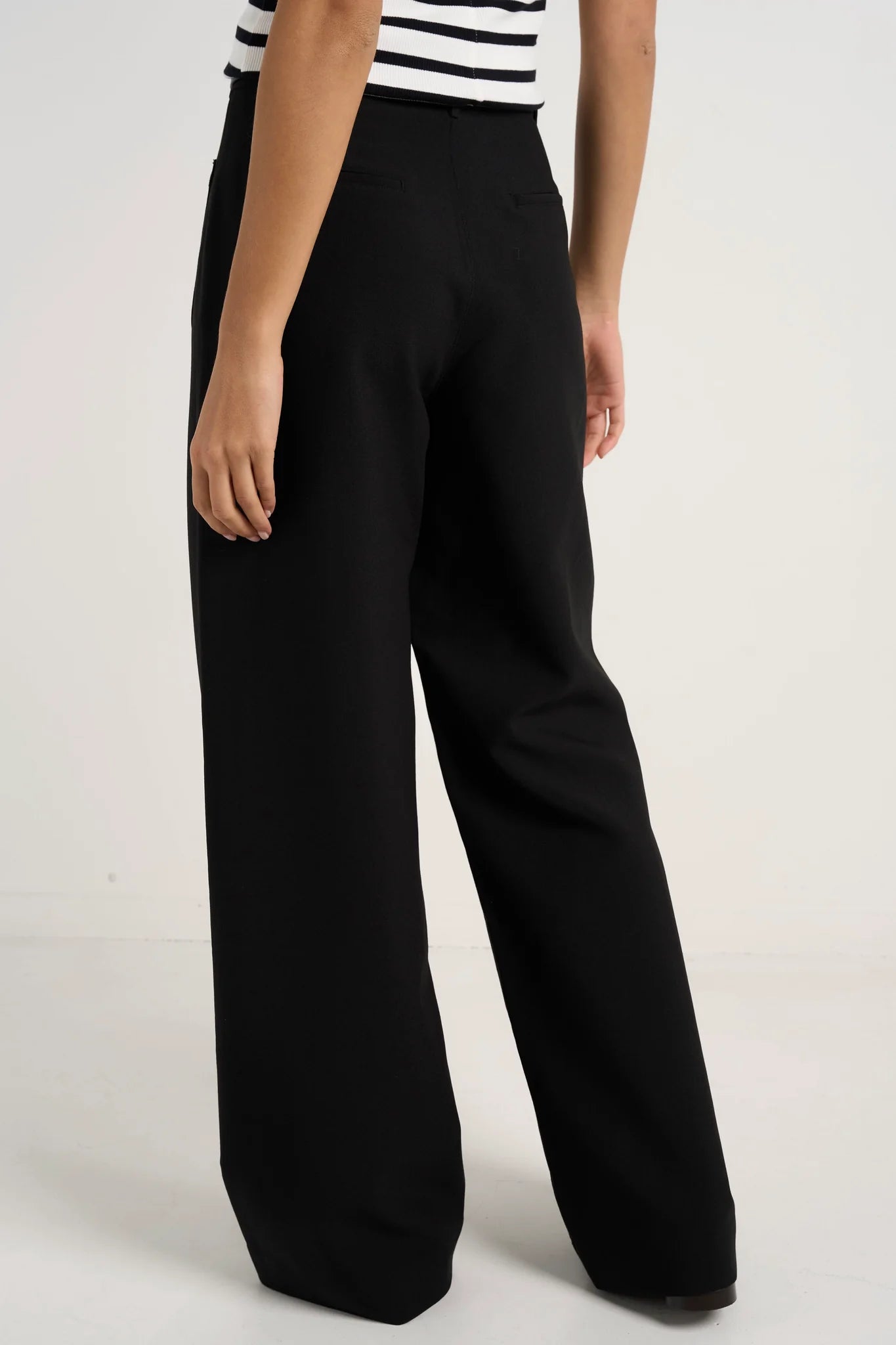 AMONG THE BRAVE // Zoey Tailored Wide Leg Pants BLACK