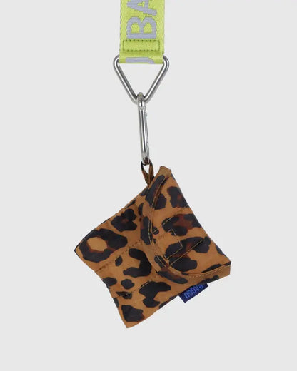 BAGGU // Puffy Earbuds Case LEOPARD