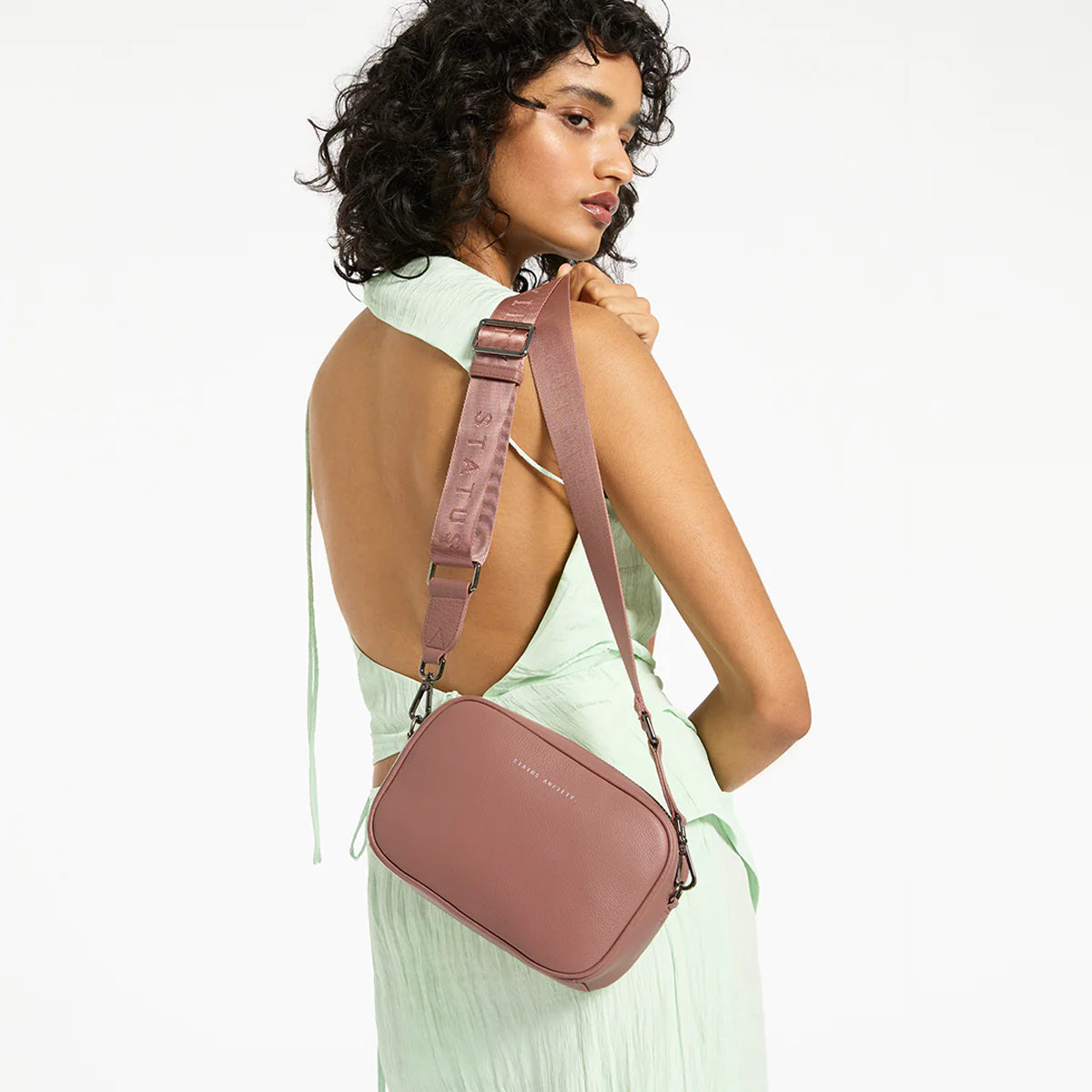 STATUS ANXIETY // Plunder With Webbed Strap Bag DUSTY ROSE