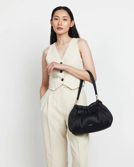 SABEN // Alya Shoulder Bag BLACK LICORICE PLEAT