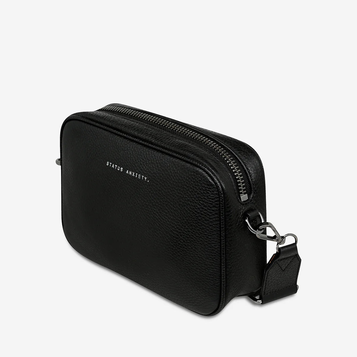 Plunder with Webbed Strap BLACK