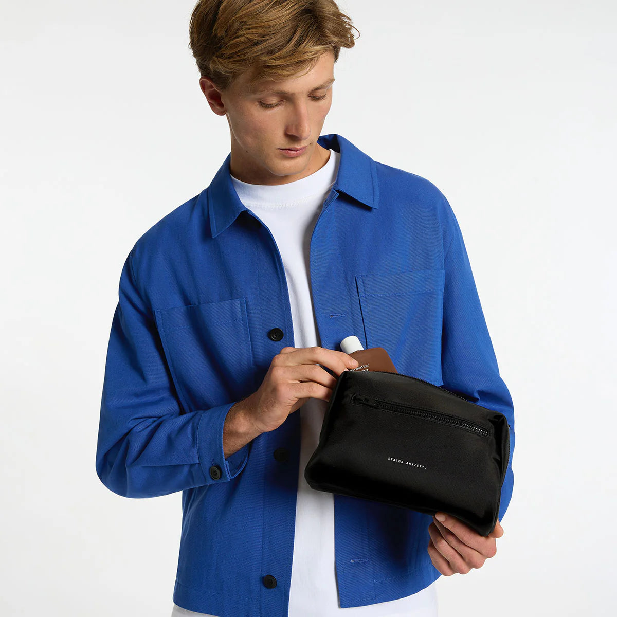 Hunter Medium Toiletry Bag BLACK