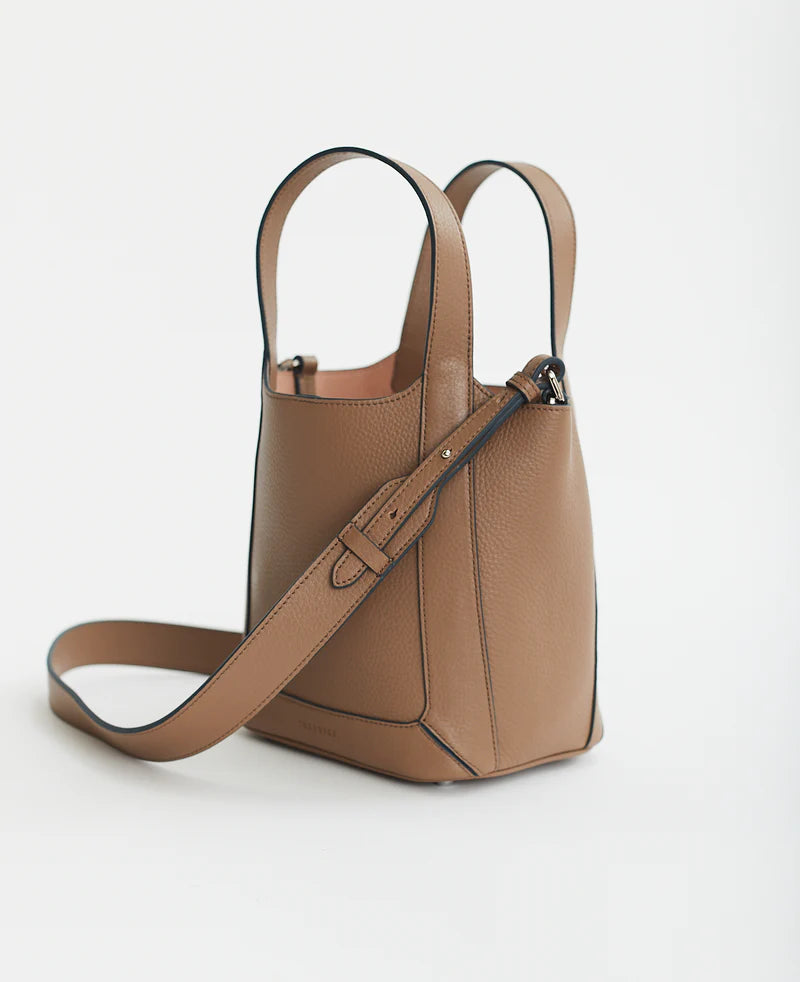 THE HORSE // Alexie Tote TAUPE