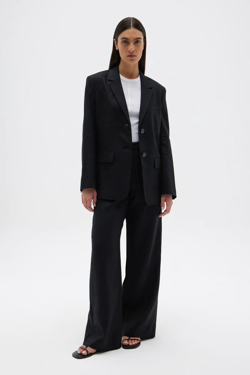 ASSEMBLY LABEL // Leila Linen Jacket BLACK –