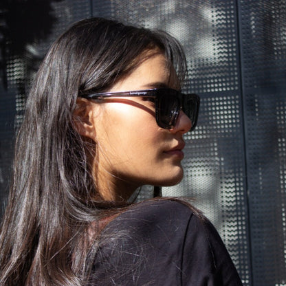 BORED GEORGE // Avery BLACK