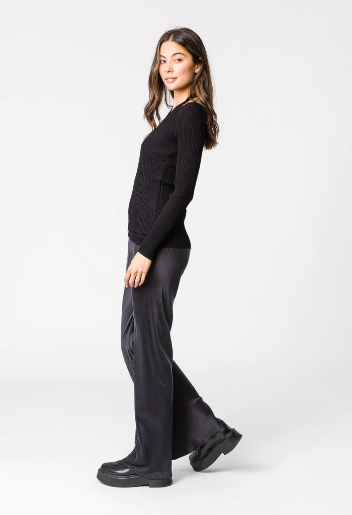 REMAIN // Burke Rib Knit Top BLACK