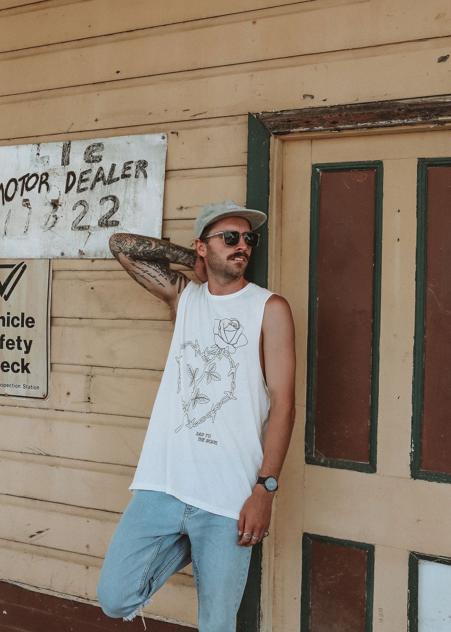 BILLY BONES // Wire Heart Tank VINTAGE WHITE