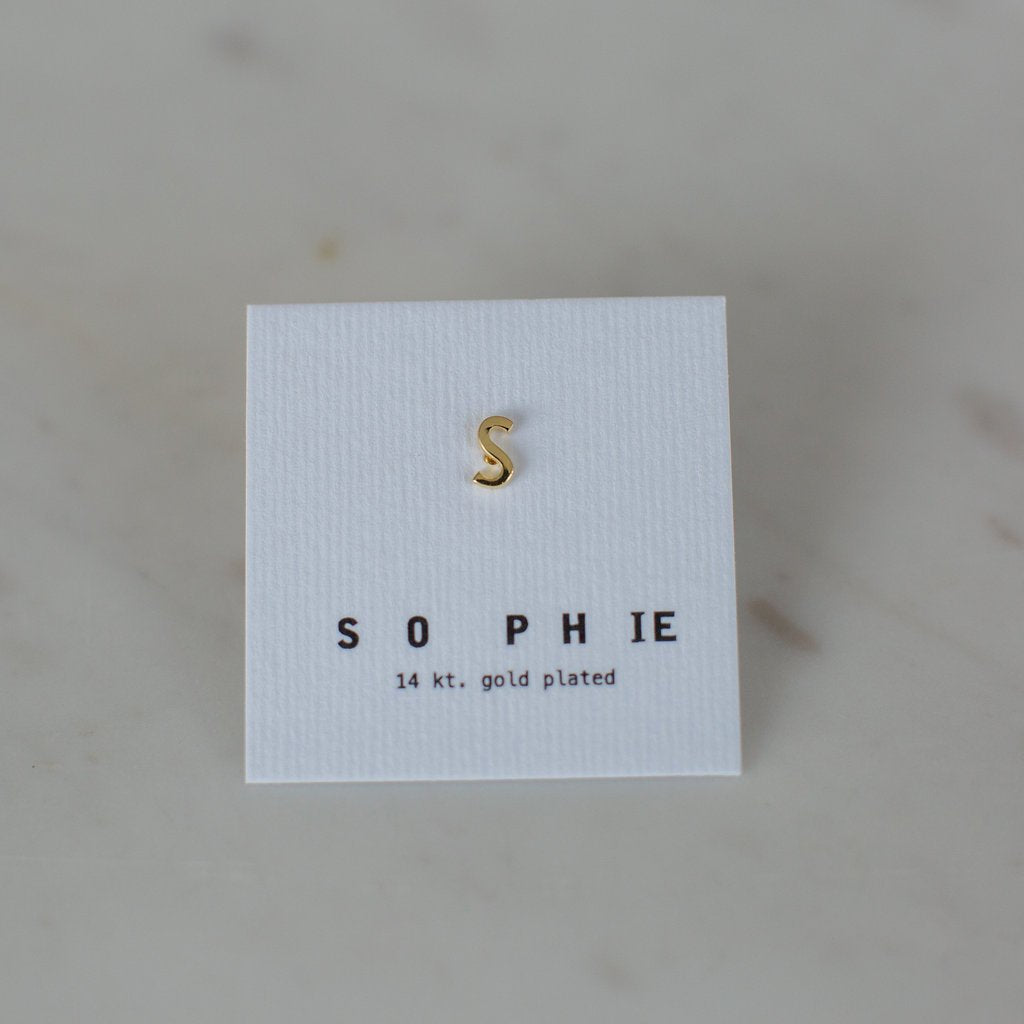 S O P H I E // Stud Little Letter GOLD