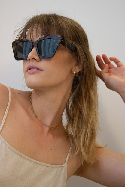 BORED GEORGE // Piper TORT