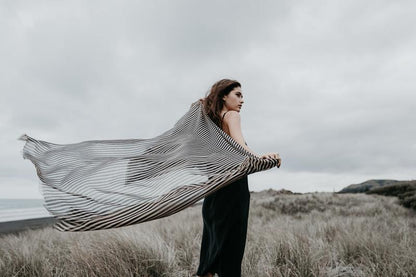 S O P H I E // Maxi Scarf Stripes CAMEL BLACK