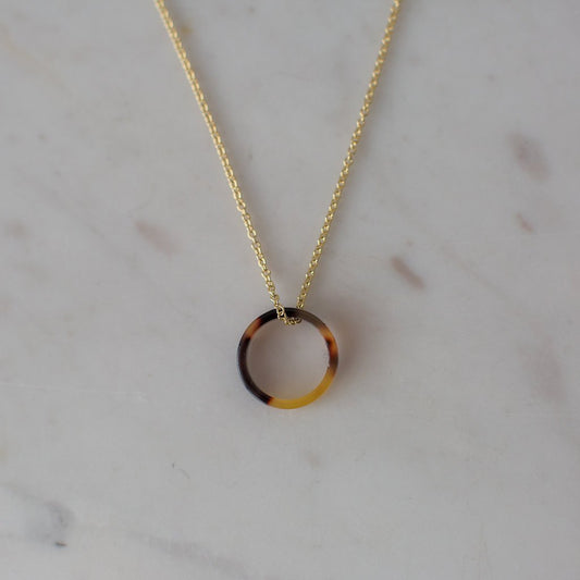 S O P H I E // Tort Necklace GOLD/DARK