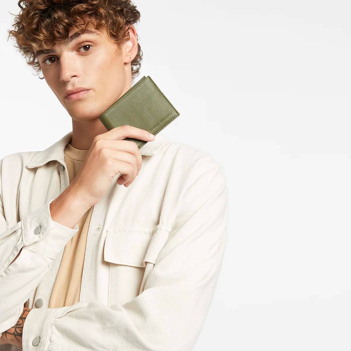 STATUS ANXIETY // Noah Wallet KHAKI