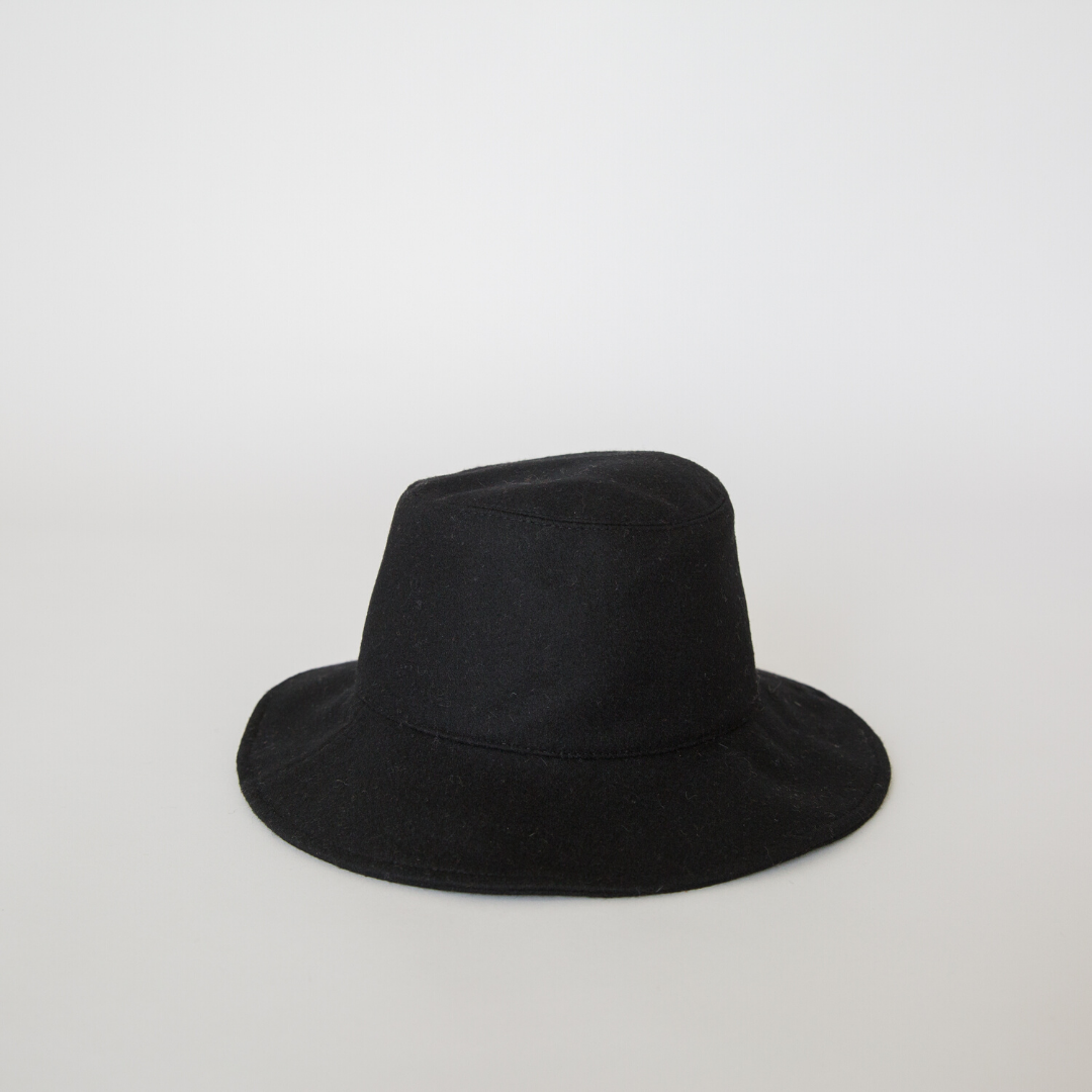 S O P H I E  //  Wool Bucket Hat BLACK